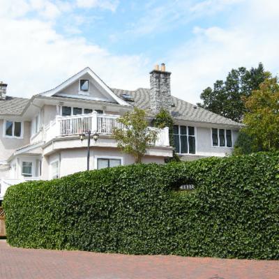 1196 Clovelly Terrace - restored and renovated in 2002.